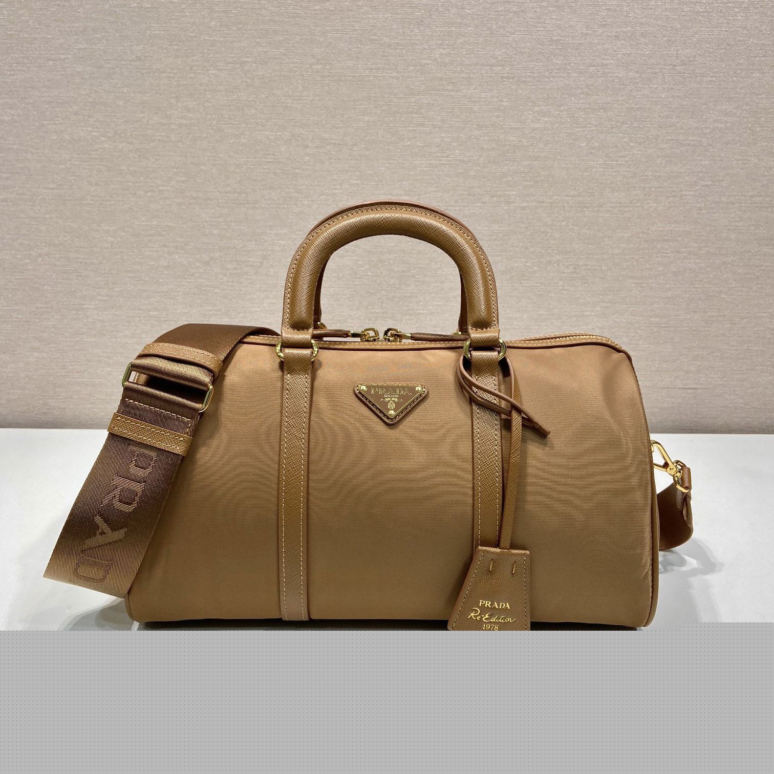 Pra*a top handle bags